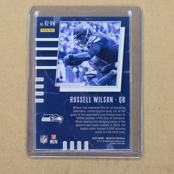 Russell Wilson 2020 Panini Red Zone Absolute Insert NFL Trading Card RZ-RW - Picture 5 of 5